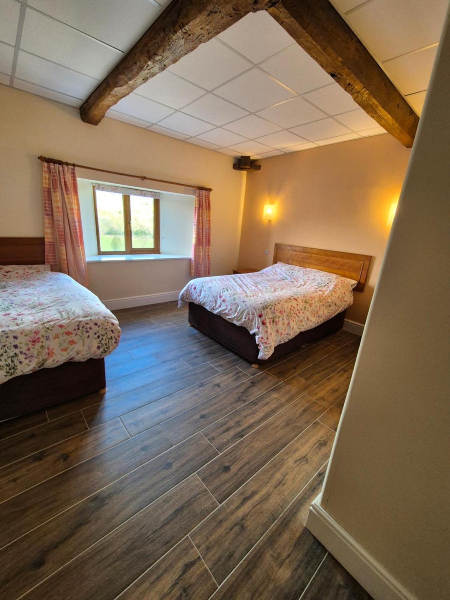 แพดลีย์ฟาร์ม Apartment Bradfield ภายนอก รูปภาพ